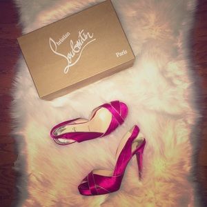Christian Louboutin Onemore 120 Crepe Satin Pink